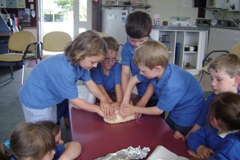 Kneading / Media Files / Ashburton’s Treasures / Schools' Stories ...